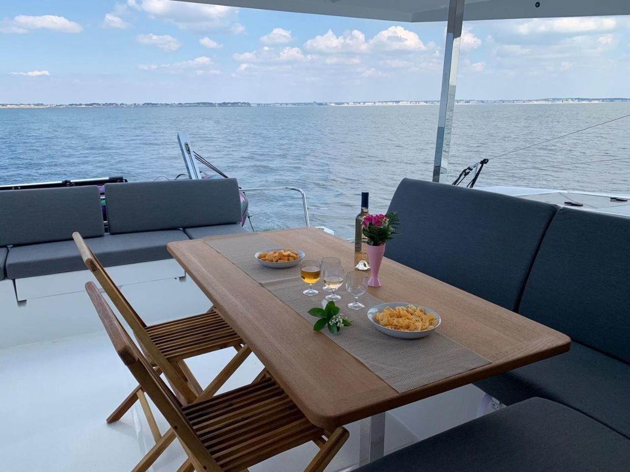 La Rochelle Sur L'Eau Hotel Ngoại thất bức ảnh